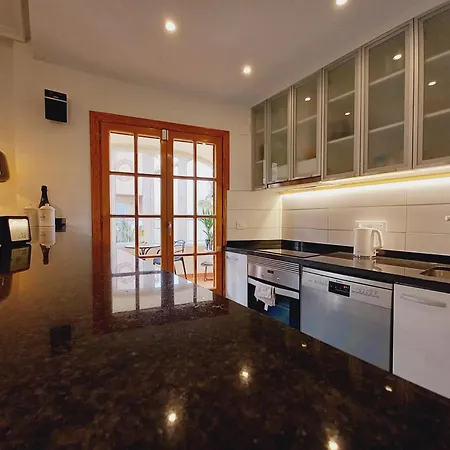 Sylinn - Unique - 2 Floors - 2 Terraces & Pool - Playa Los Locos