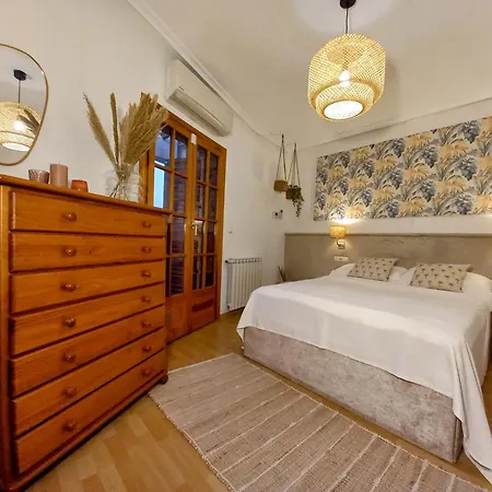 Apartment Sylinn - Unique - 2 Floors - 2 Terraces & Pool - Playa Los Locos Torrevieja